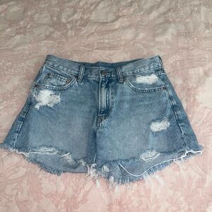 GAP “low stride” jean shorts
